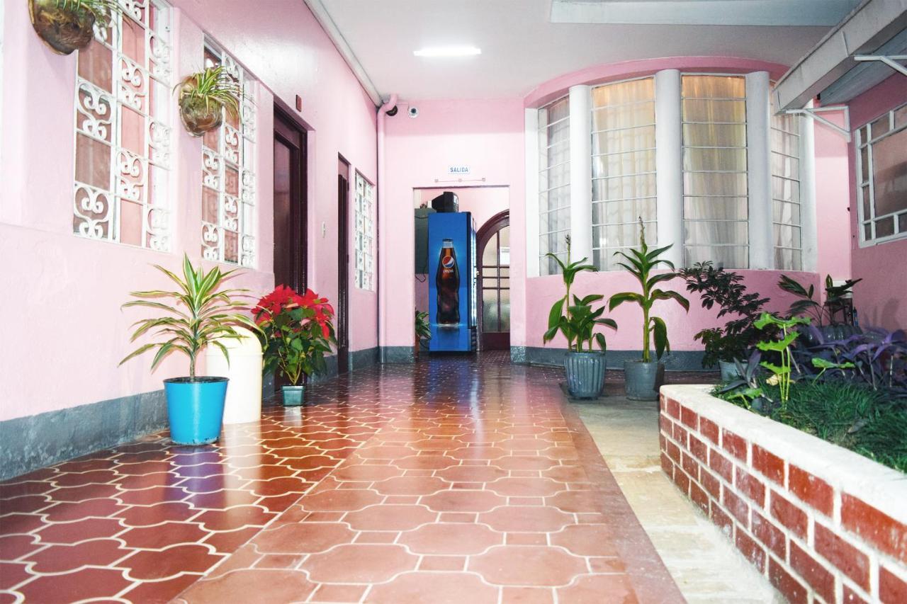 Hotel Fuentes Ville de Guatemala Extérieur photo